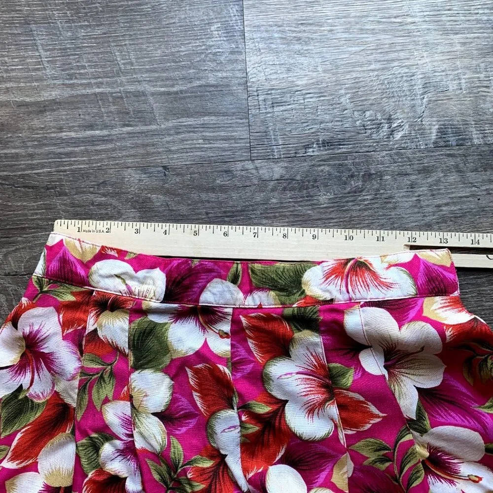 Vintage Leslie Fay‎ Womens Shorts High Waist Tropical Hawaiian Lightweight Pink